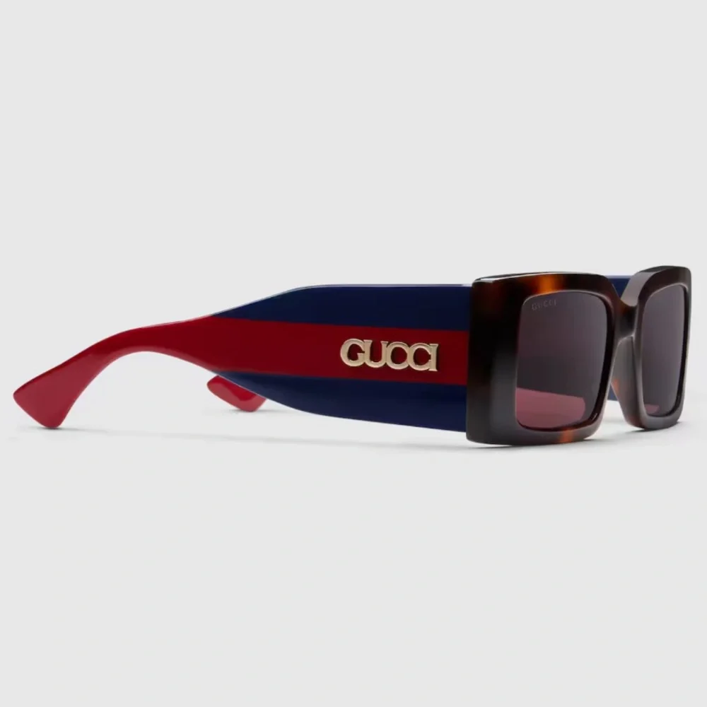 Excluded Gucci Sunglasses, New 385 - Picture 6 of 9
